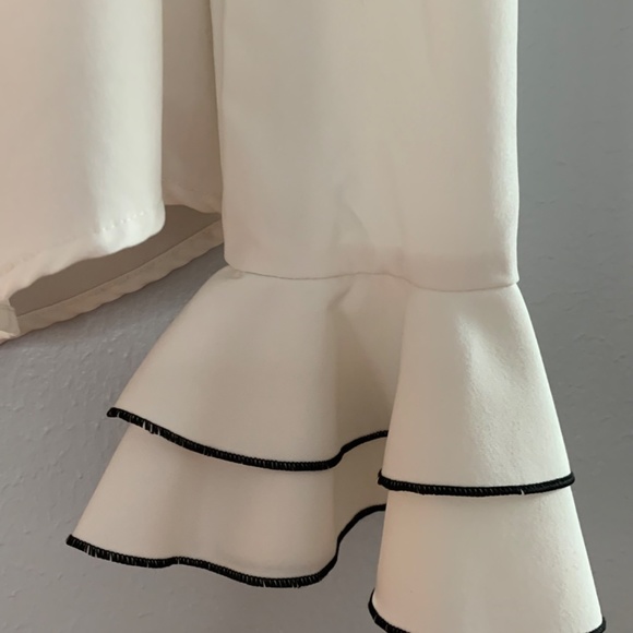 Blingor Ruffle Blouse - Picture 4 of 6